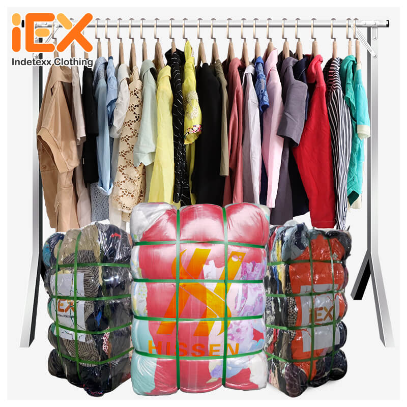 Second hand Womens Outerwear